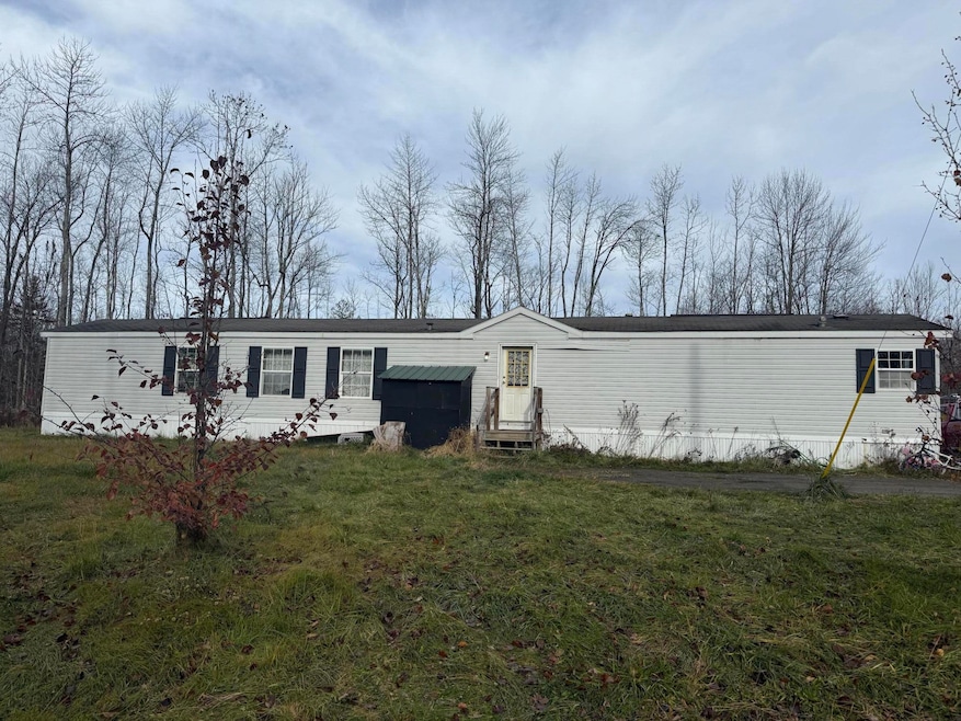 43 Whitten Rd, Clinton, ME 04927 - photo 1