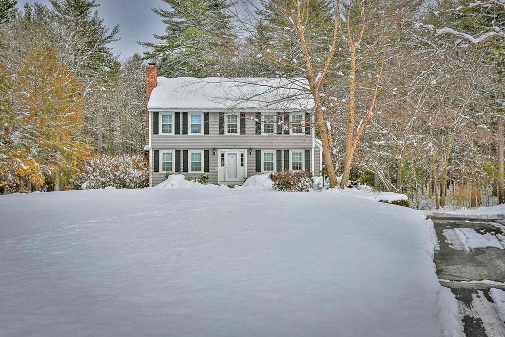 18 Woodside Dr, Londonderry, NH 03053 - photo 1