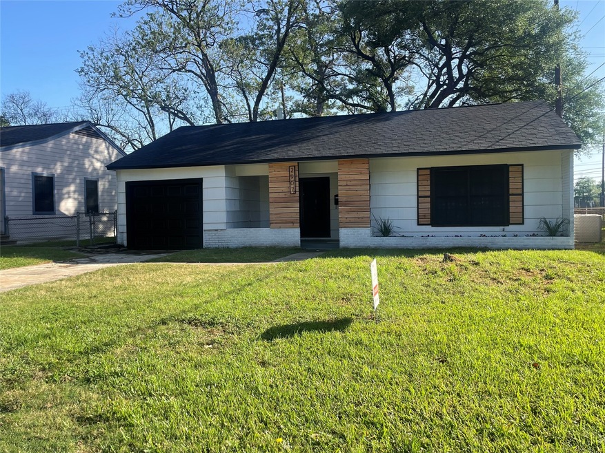 2907 Shady Park Dr, Houston, TX 77017 - photo 1