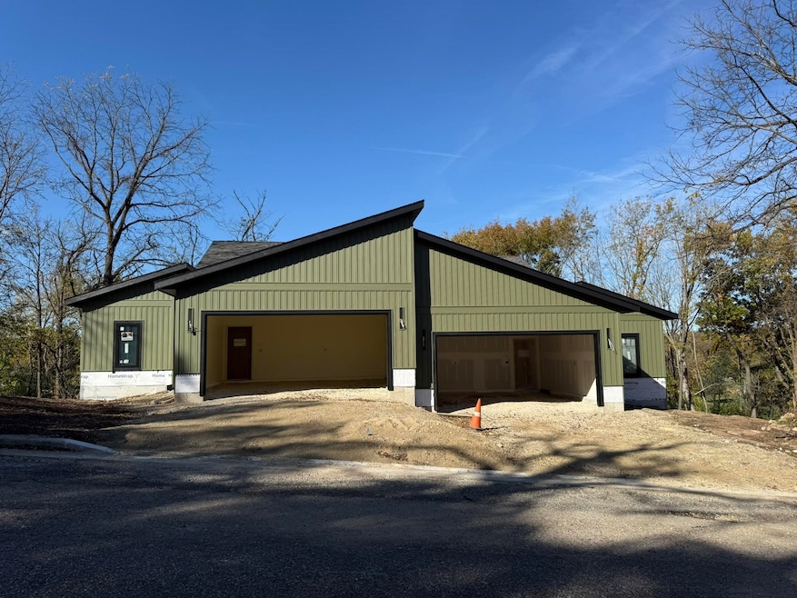 229 Whitetail Way unit 27, Deerfield, WI 53531 - photo 1