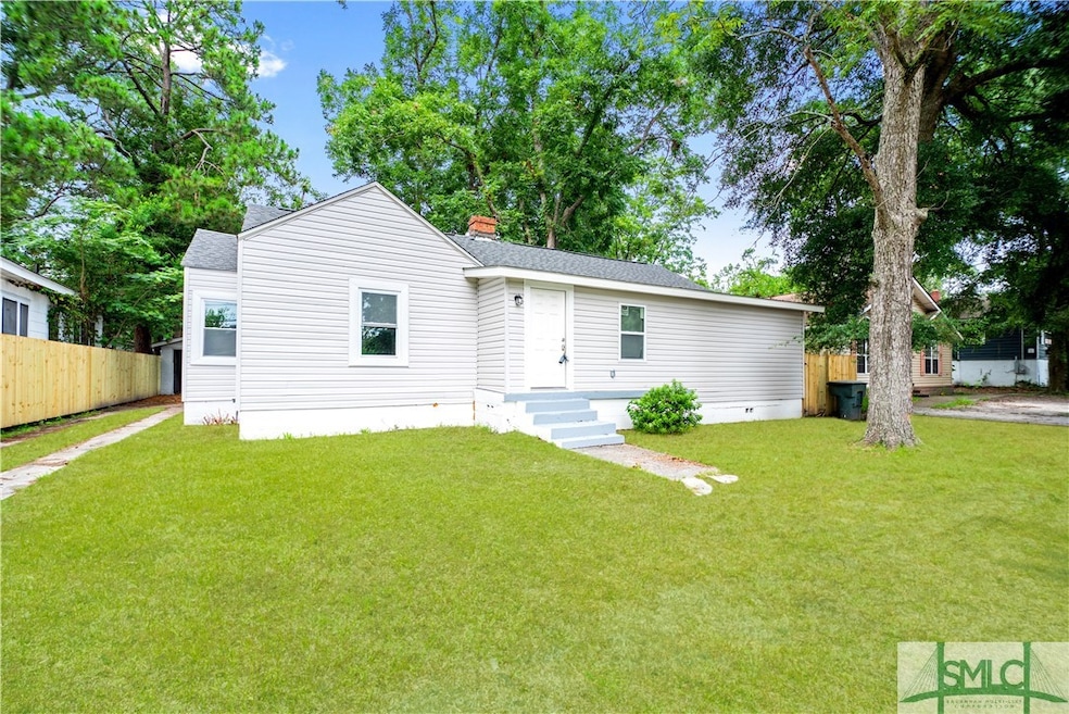 1830 E Gwinnett St, Savannah, GA 31404 - photo 1