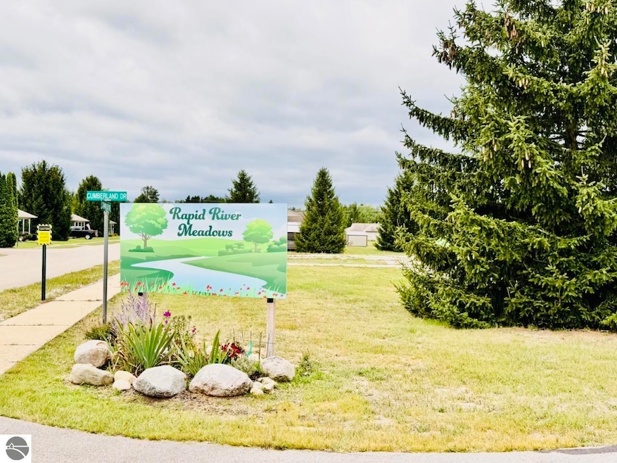 9246 NE Chippewa Dr unit 11, Mancelona, MI 49659 - photo 1