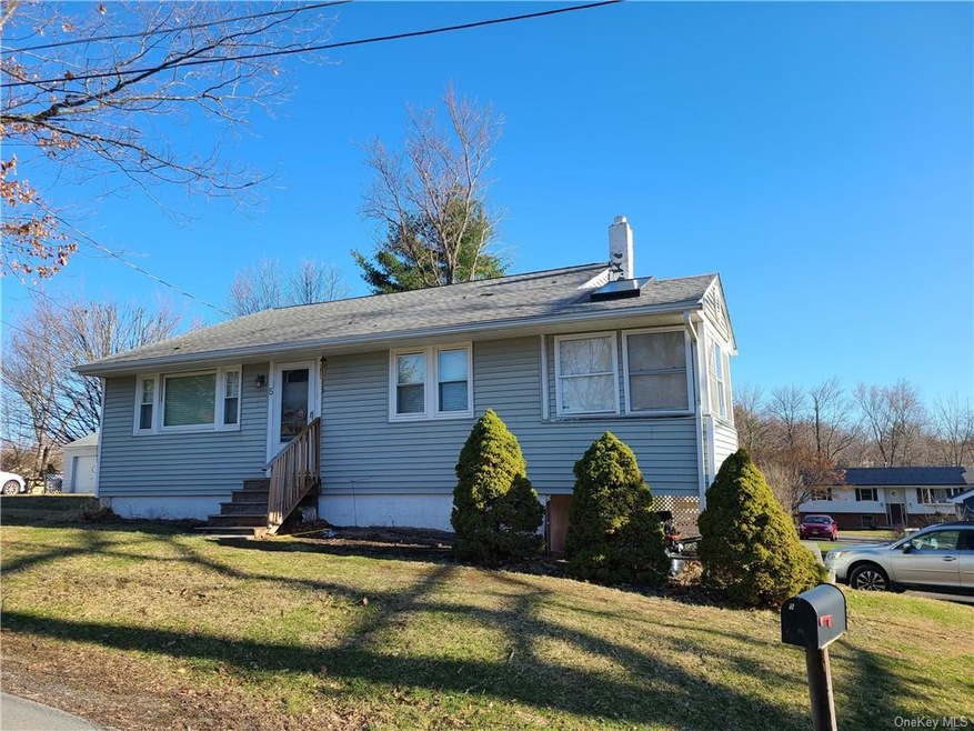 5 Carrie Ln, Middletown, NY 10940 - photo 1