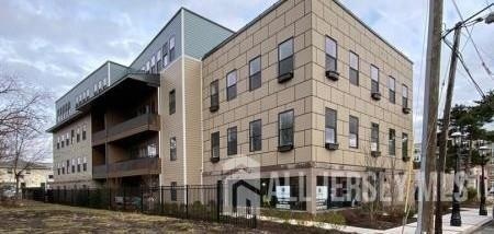 22 Center St unit 404, Metuchen, NJ 08840 - photo 1