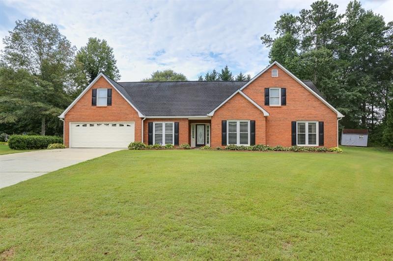 2160 Ashton Ridge Dr, Dacula, GA 30019 - photo 1