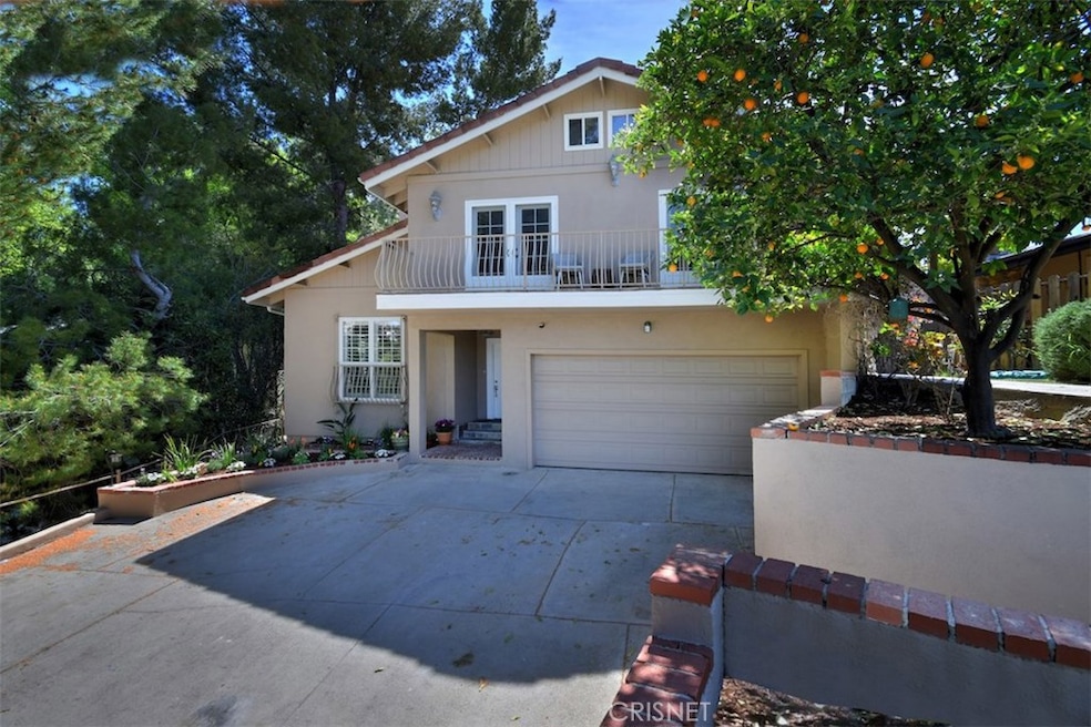 21754 Ybarra Rd, Woodland Hills, CA 91364 - photo 1