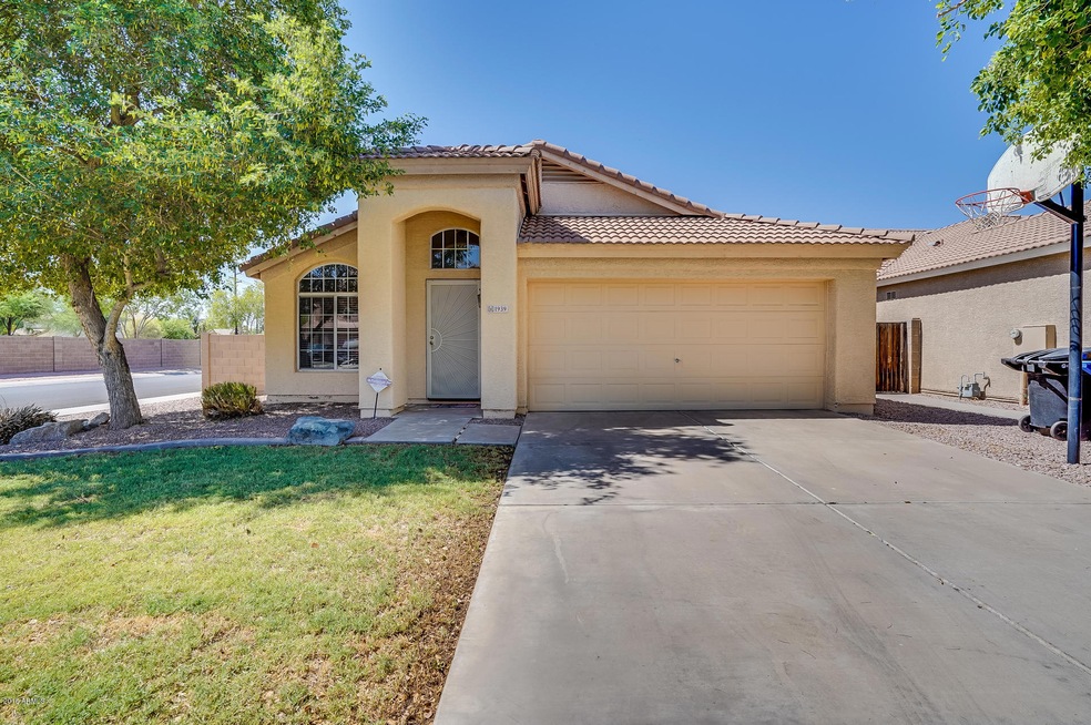 1939 E Oakland St, Chandler, AZ 85225 - photo 1