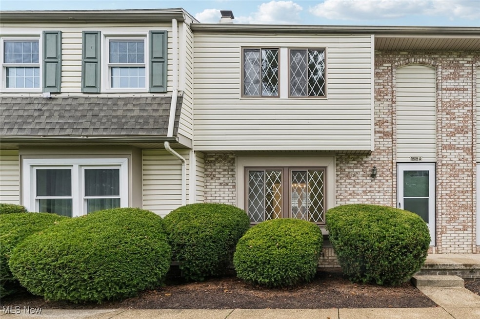 1808 Higby Dr unit A, Stow, OH 44224 - photo 1