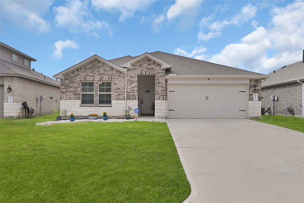 14324 W Pine Heart Dr, Conroe, TX 77302 - photo 1