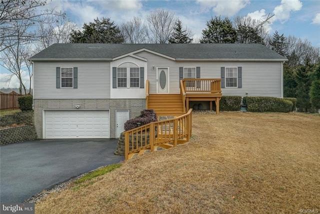 26429 Pennfields Dr, Orange, VA 22960 - photo 1