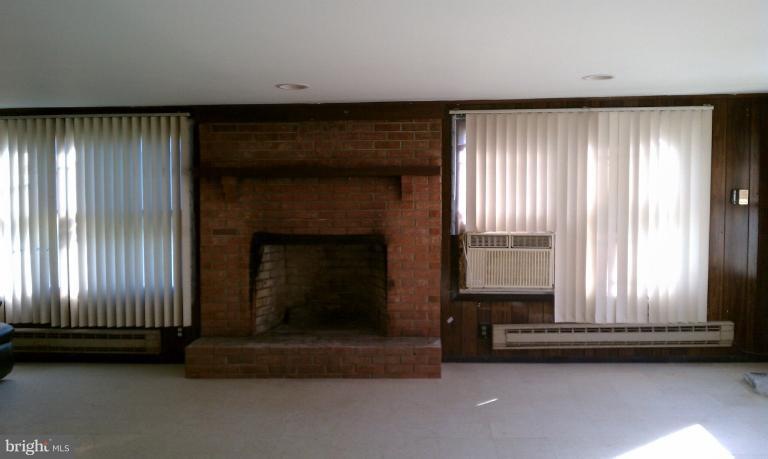 12223 Braddock Rd, Fairfax, VA 22030 - photo 1