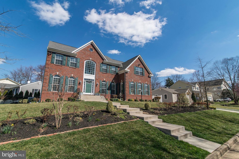 2211 Glenheather Dr, Falls Church, VA 22043 - photo 1