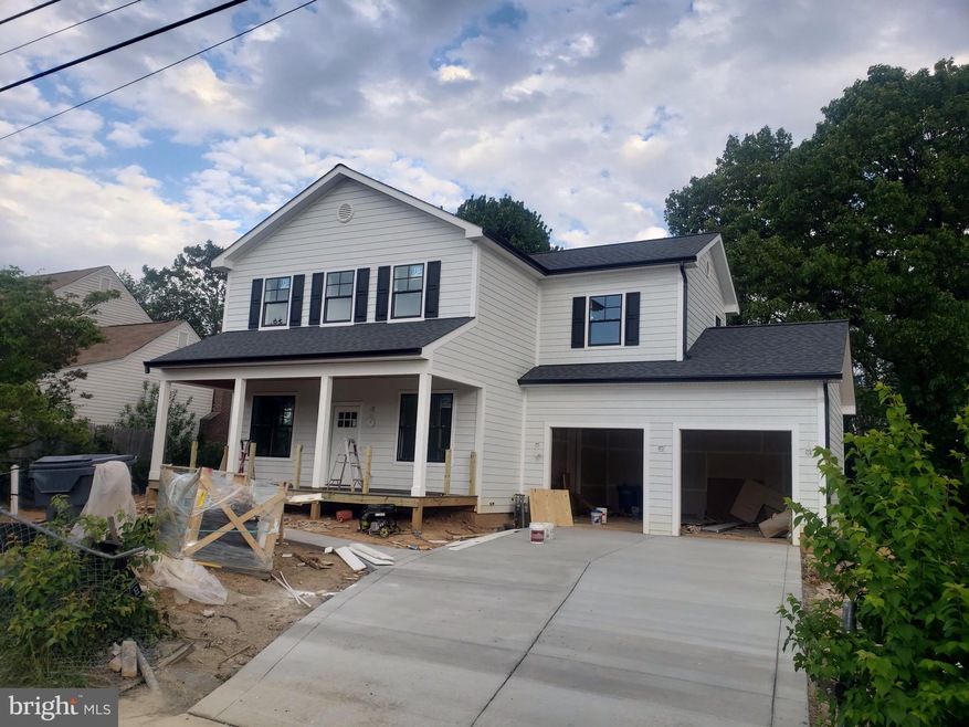 5819 Arnet St, Falls Church, VA 22041 - photo 1