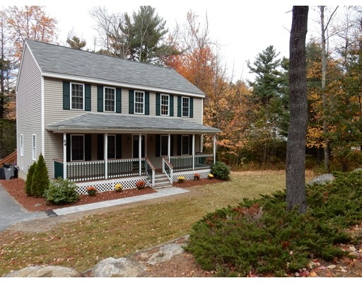 64 Saunders St, Gardner, MA 01440 - photo 1