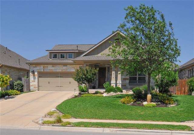 Beautiful 4 bedroom (3 plus den) home with 4 water