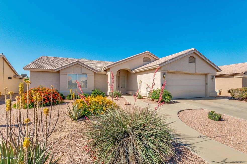 15721 W Piccadilly Rd, Goodyear, AZ 85395 - photo 1