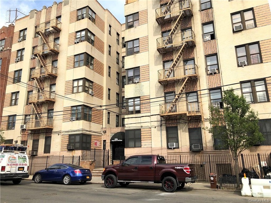1200 Woodycrest Ave unit 1H, Bronx, NY 10452 - photo 1