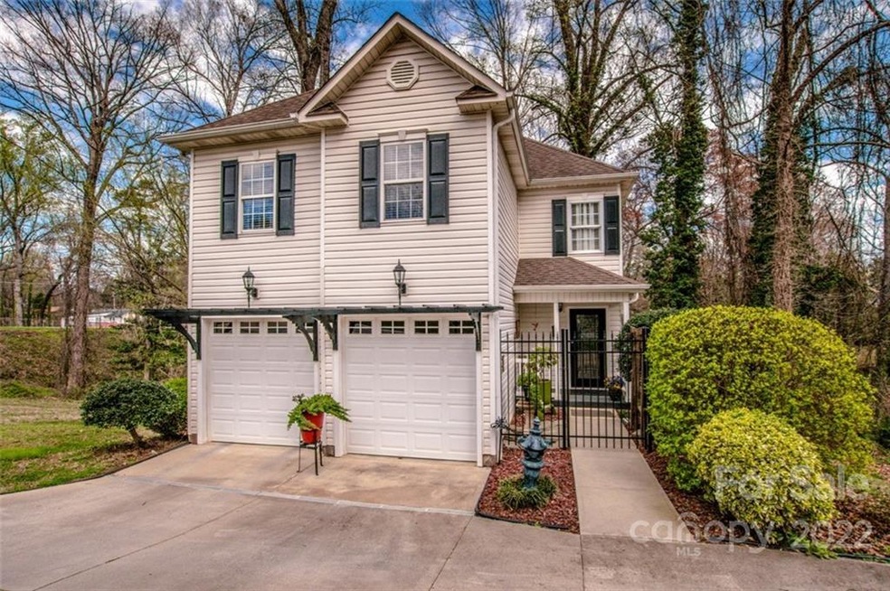 123 Birdsey St, Statesville, NC 28677 - photo 1