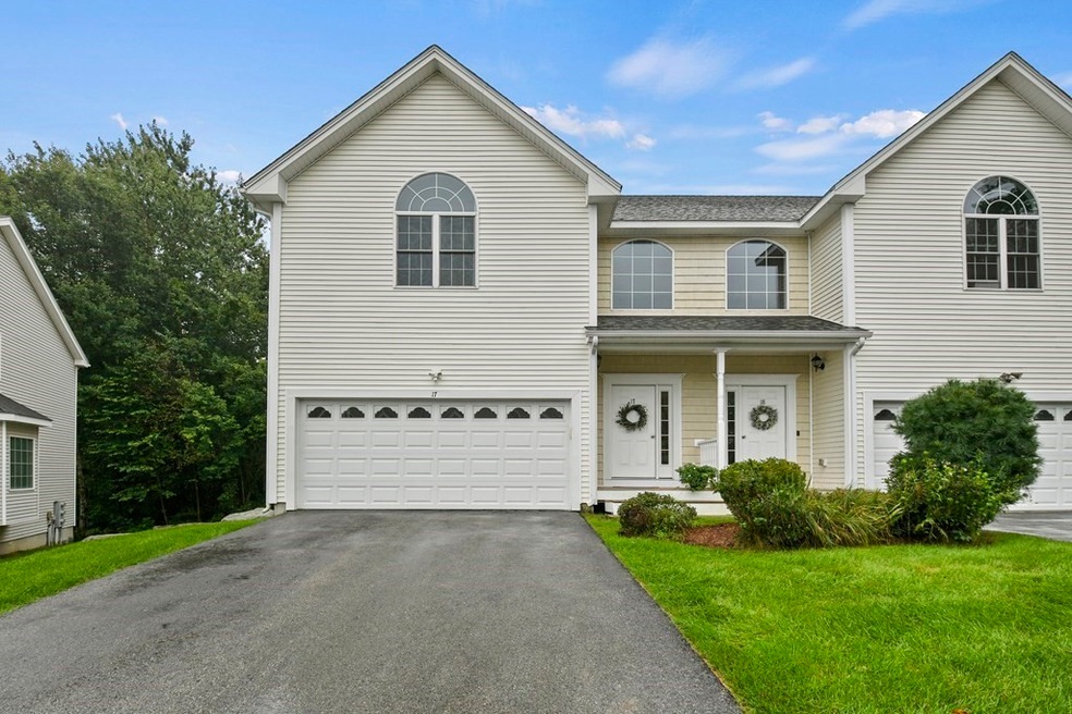 90 Fisher Rd unit 17, Holden, MA 01520 - photo 1