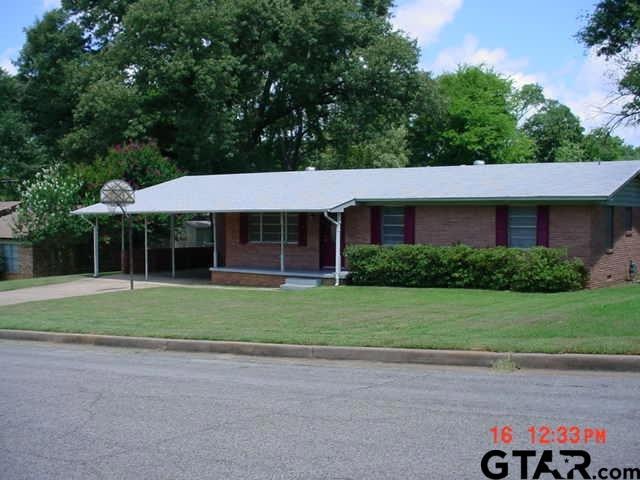 1521 1521 Crockett Dr, Tyler, TX 75701 - photo 1