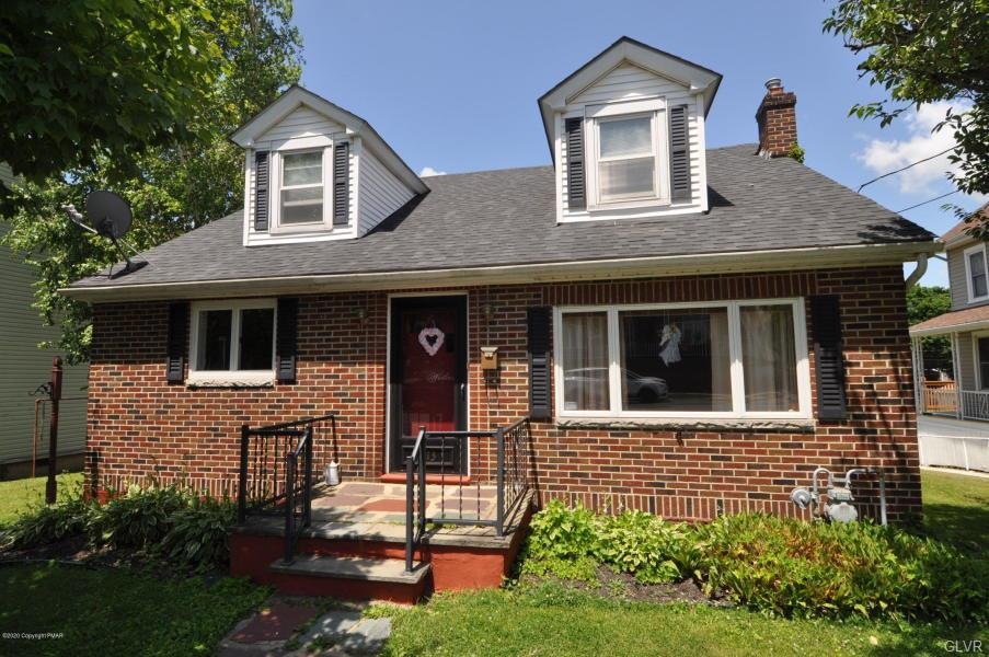 813 North St, Jim Thorpe, PA 18229 - photo 1