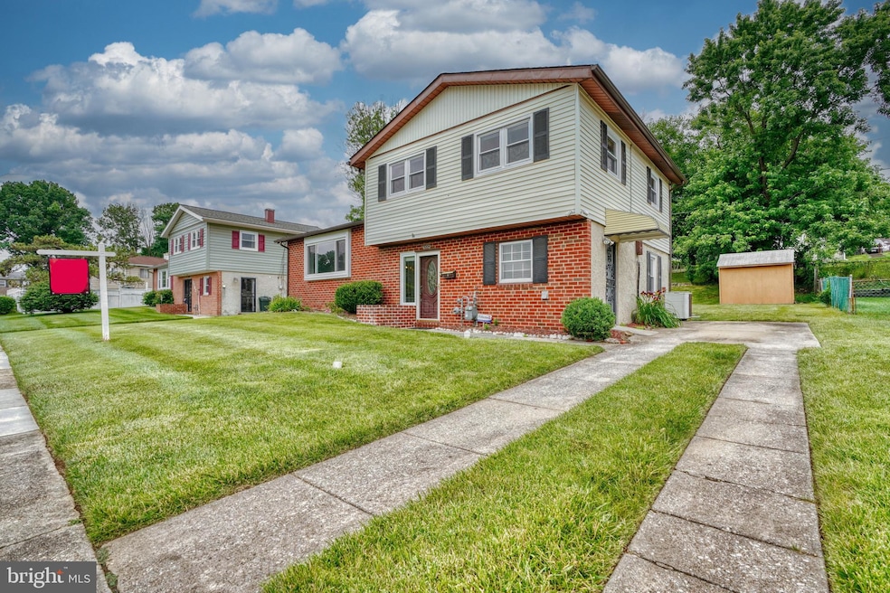 3204 Blue Hill Rd, Gwynn Oak, MD 21207 - photo 1