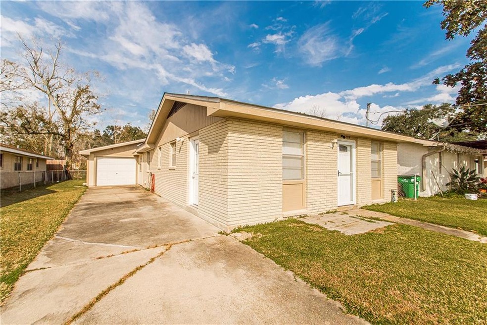 2716 Dolores Dr, Marrero, LA 70072 - photo 1