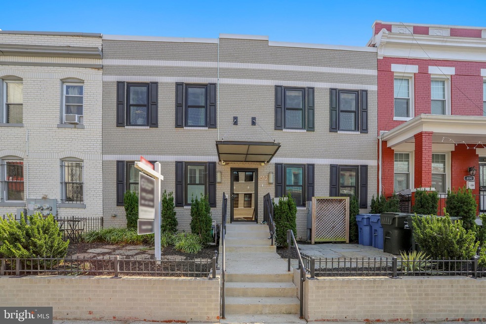812 Otis Place NW unit 4, Washington, DC 20010 - photo 1