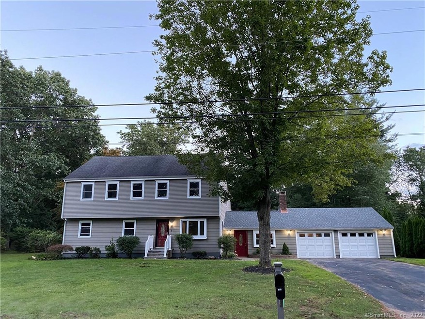 4 Maplewood Rd, Farmington, CT 06032 - photo 1