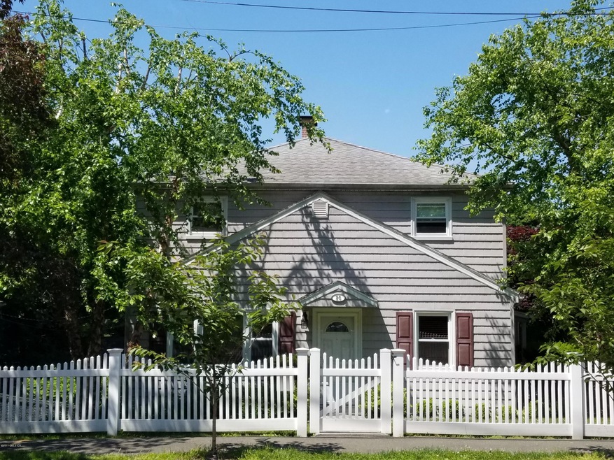 20 Pemberwick Rd unit 1, Greenwich, CT 06831 - photo 1