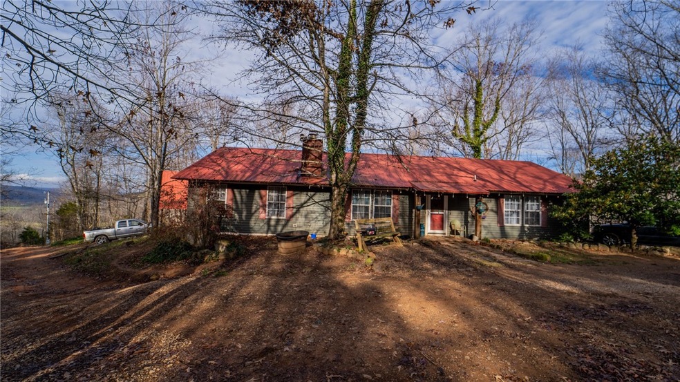Sold $305,000