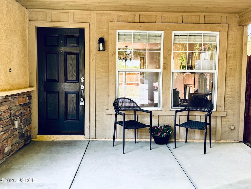 271 Valley Station Front Porch