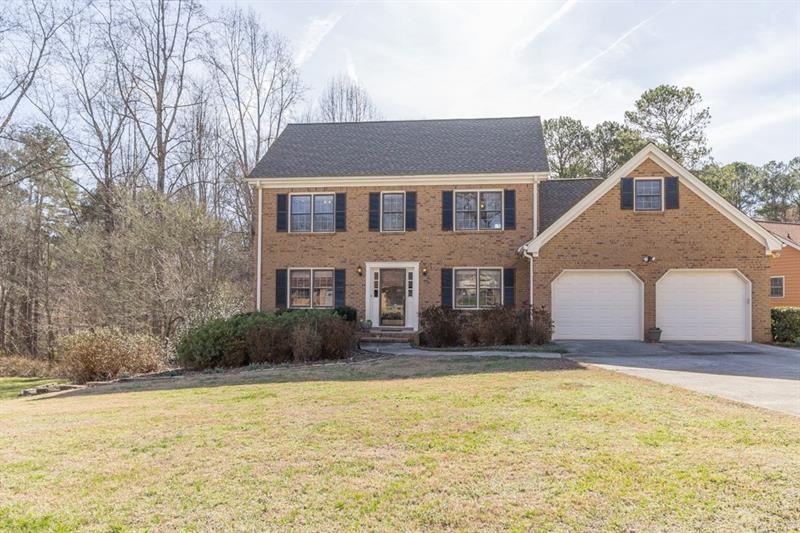 3818 Cotswold Dr SW, Lilburn, GA 30047 - photo 1