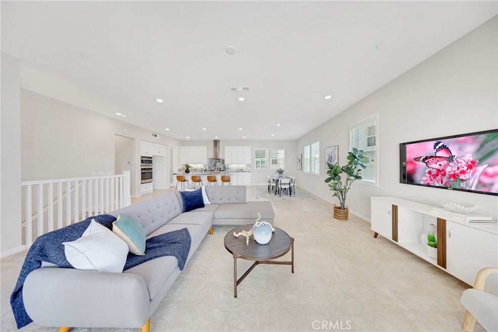 104 Sculpture, Irvine, CA 92618 - photo 1