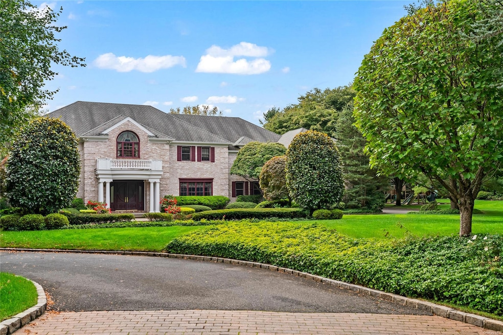 Pending $4,880,000 • Co-Listing Agent
