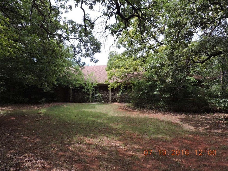 1912 Forest Rd, Edmond, OK 73025 - photo 1