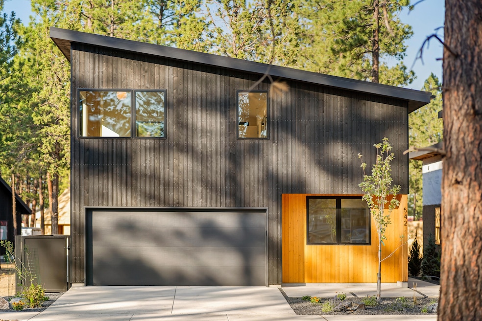 631 W Seedling Ln unit Lot 152, Sisters, OR 97759 - photo 1