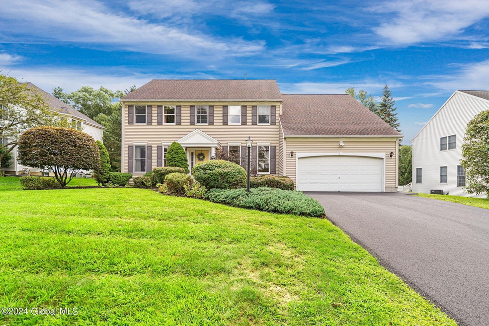 618 Vanderlyn Ln, Slingerlands, NY 12159 - photo 1