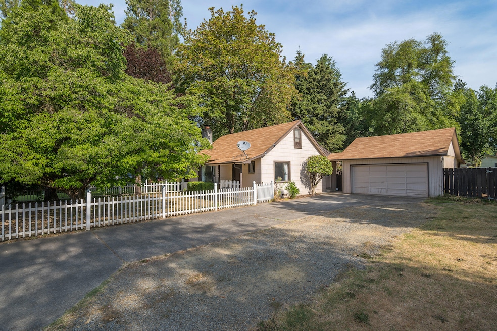 1428SWCypressSt-002