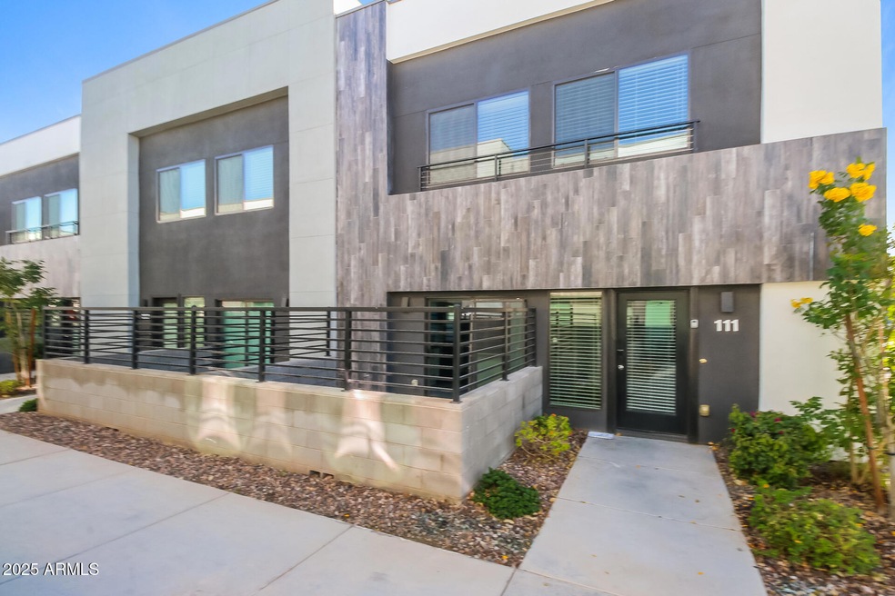 1119 S Stapley Dr unit 111, Mesa, AZ 85204 - photo 1