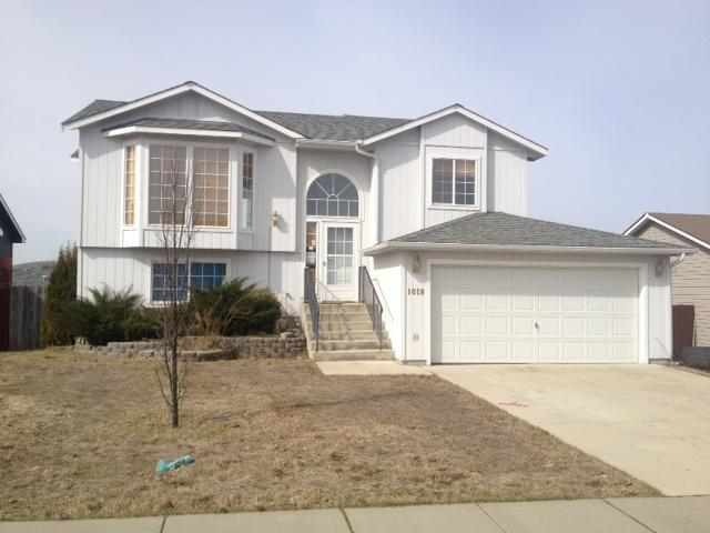 1019 N Christopher St, Medical Lake, WA 99022 - photo 1