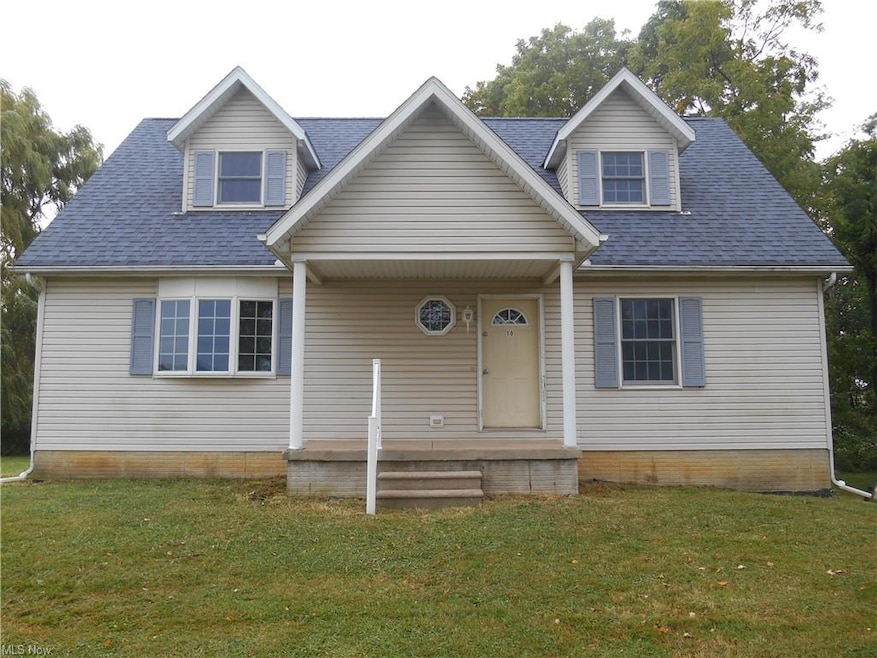 10 S Ridge Rd W, Conneaut, OH 44030 - photo 1