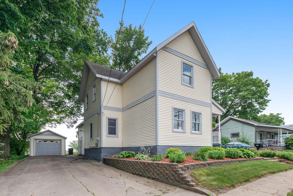 Sold $225,000 • Co-Listing Agent