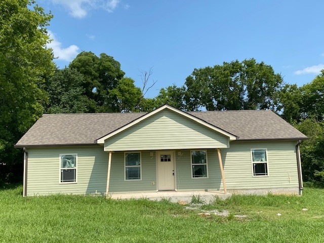 914 Castle St, Shelbyville, TN 37160 - photo 1