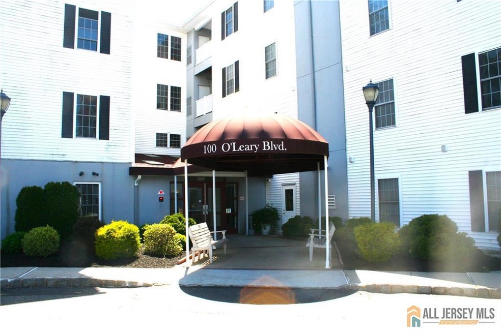 Shore Gate Village Grand Condominium unit 311, South Amboy, NJ 08879 - photo 1