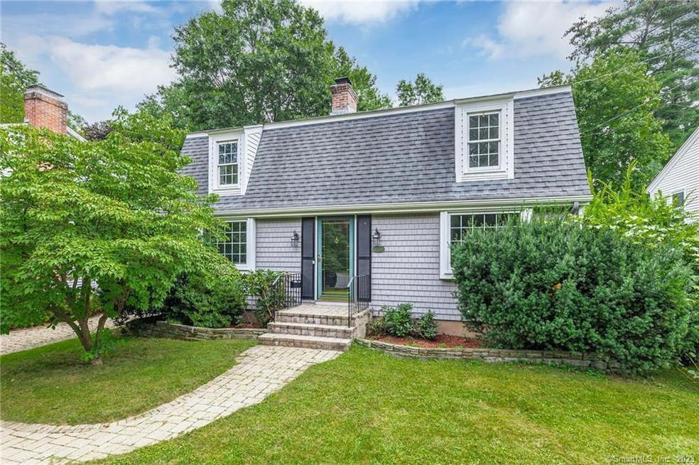 1258 Trout Brook Dr, West Hartford, CT 06119 - photo 1