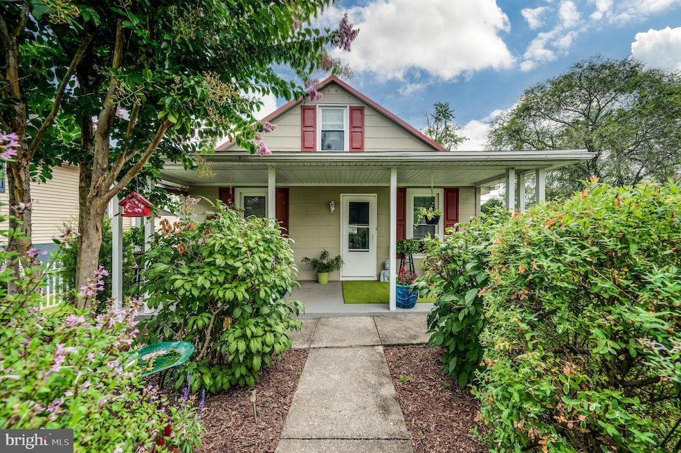 1226 Broadway Blvd, Reading, PA 19607 - photo 1