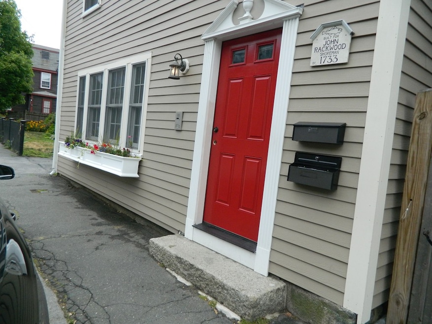 234 Washington St unit 1, Marblehead, MA 01945 - photo 1