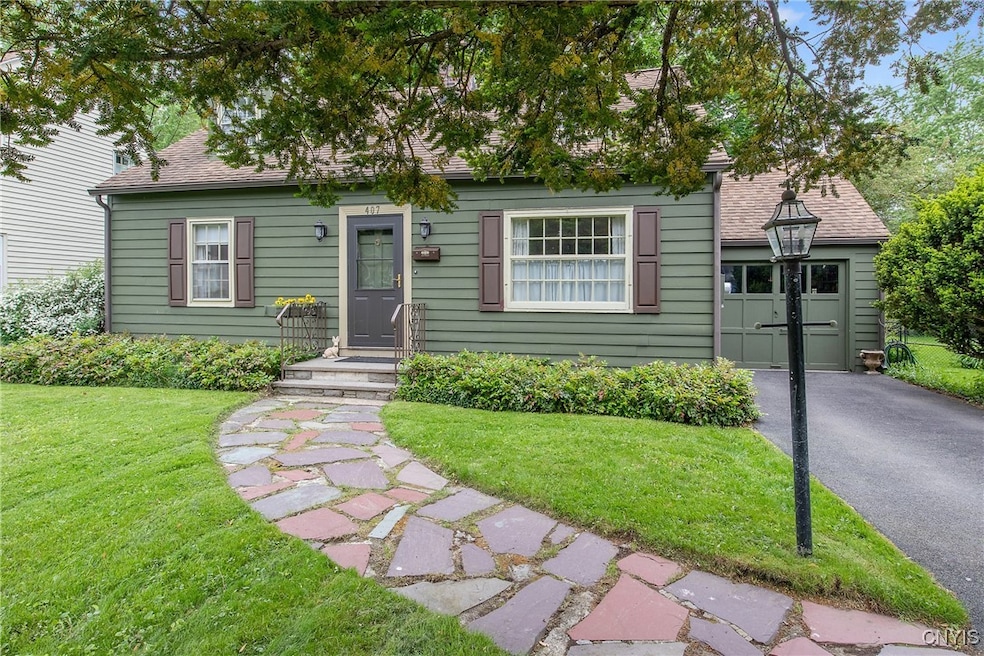 Welcome to 407  Radcliffe Rd, Dewitt in J-D School