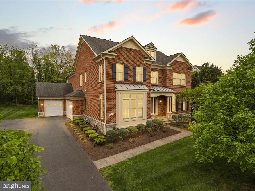 4691 Autumn Glory Way, Chantilly, VA 20151 - photo 1